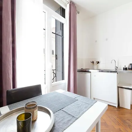 Cosy 27 M2 In Rue D'antibes And Croisette Apartment